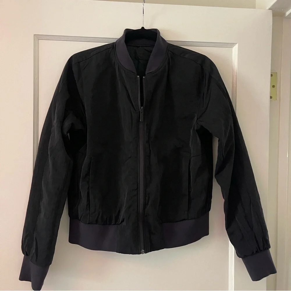 Lululemon Reversible Insulated Bomber Jacket - Picture 9 of 13
